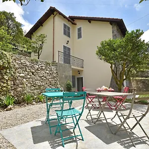 Castelli In Aria Bed & Breakfast